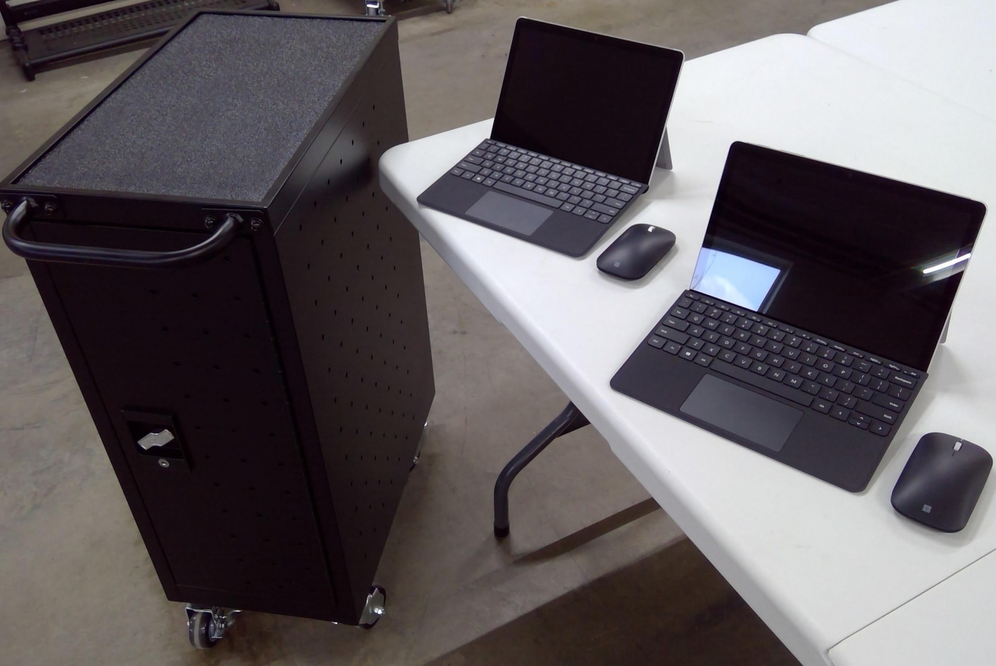 Kansas City Public Library brings mobile device labs to the community LaptrinhX / News