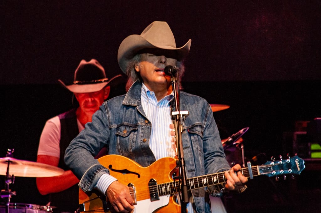 Dwight Yoakam 02