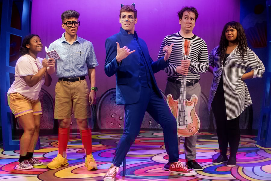 Coterie Pete The Cat Production Photo 1 900x600