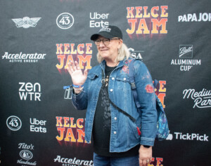 Donna Kelce Carpet4