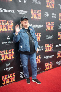 Donna Kelce Carpet1