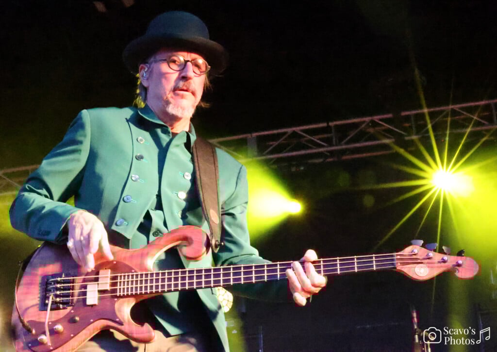 Photos Les Claypool’s Flying Frog Brigade brings absurdity to Grinders