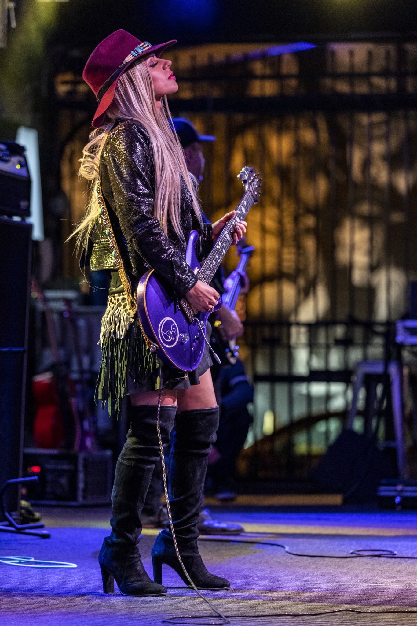 Orianthi, Calabasas guitar hero, readies for Canyon show