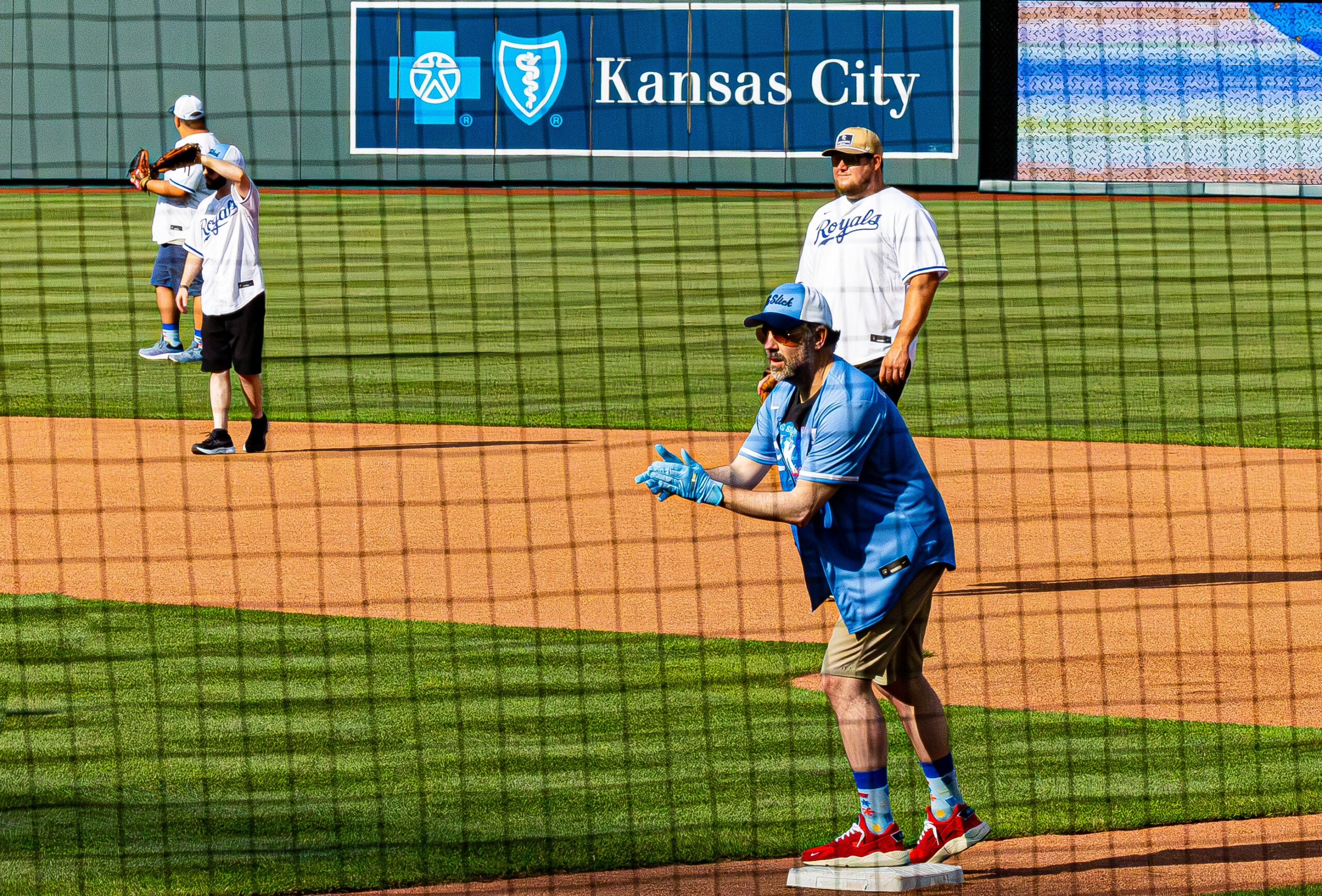 DET@KC: Royals host Big Slick Celebrity Softball game 
