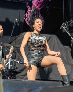 Butcherbabies 2