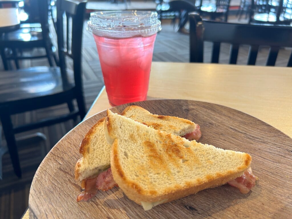 Southwest Grilled Cheese And Pomegranate Iced Tea At Homers Coffee House Photo By Lauren Textor