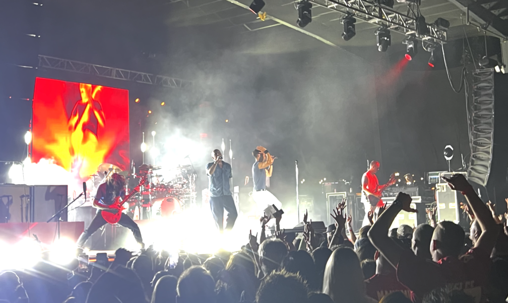 311 closes out the Grinders concert year in style with sold out evening