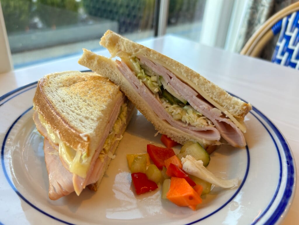 Moonlight In Vermont Sandwich At The Market At Meadowbrook Photo By Lauren Textor