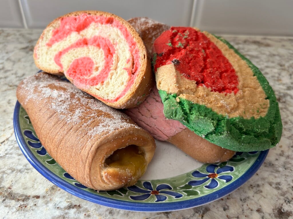 Sweet Breads From Panaderia De Las Americas Photo By Lauren Textor