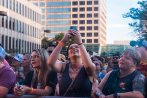 20240619 02 Wy Boulevardia Night 1 Webcrowd Etc Hanson Crowd