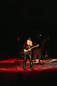 Melissa Etheridge The Pitch 24