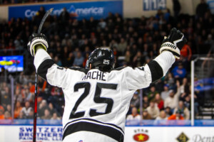 Kc Mavericks V Wichita Thunder 41