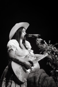 Sierra Ferrell Midland Theatre 21