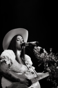 Sierra Ferrell Midland Theatre 16