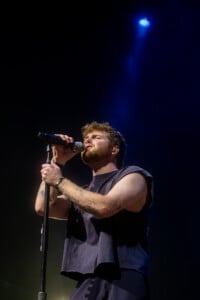 Alex Warren 34