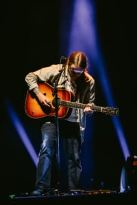 061225 Billystrings