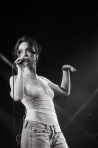 Raffaella The Truman 4