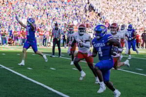 Ku Vs Fresno St Aug 22 109