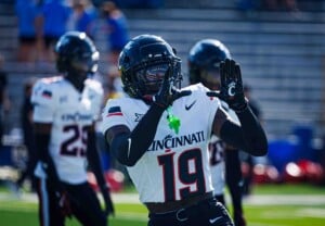 Ku Football Vs Cincy Sept 27th 6