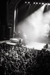 Pertinence Uptown Theatre 13