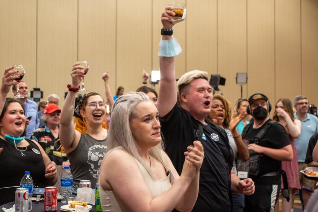 Pt2 Cheers 2048x1365