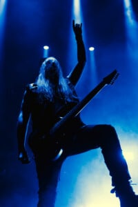 Lorna Shore 14