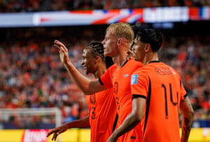 Tunisia Vs Netherlands June 25 26 92