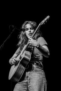 Steph Strings 8