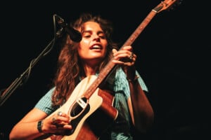 Steph Strings 7