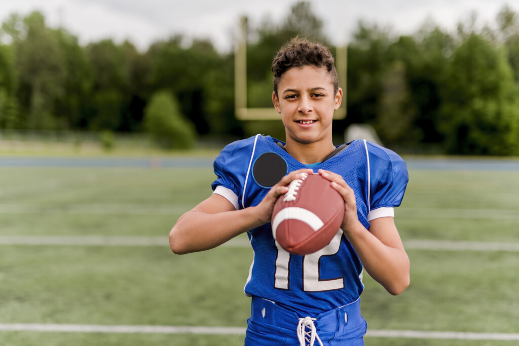 teen football player, for article on feeding teen athletes
