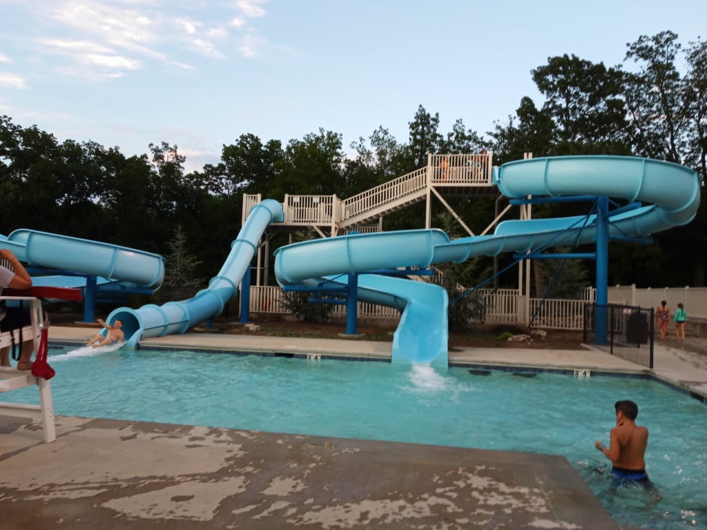 new life ranch frontier cove water slides and pool