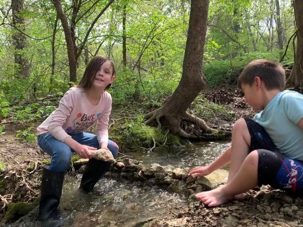 Creek Play Mak