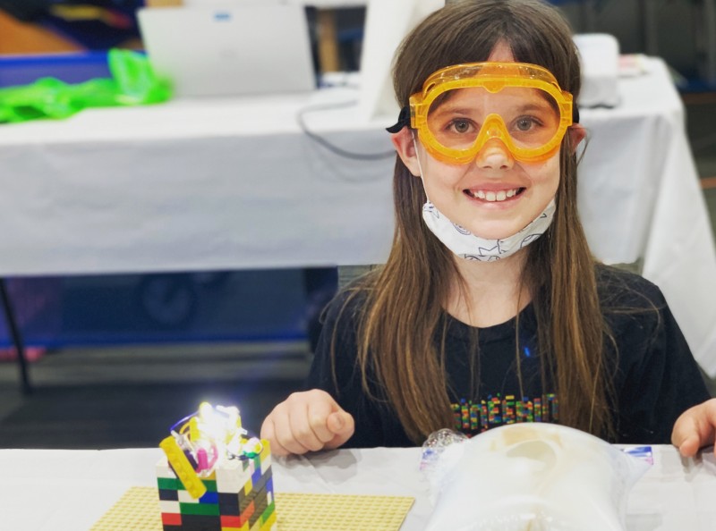 Discovery Lab Summer Camps