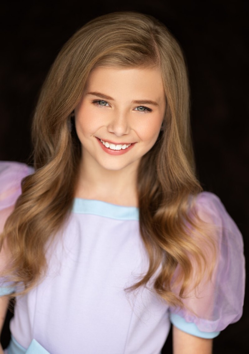 Olivia Gilchrist Baking A Difference TulsaKids Magazine