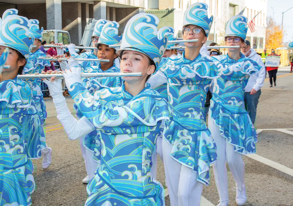 Tulsa Christmas Parade - marching band