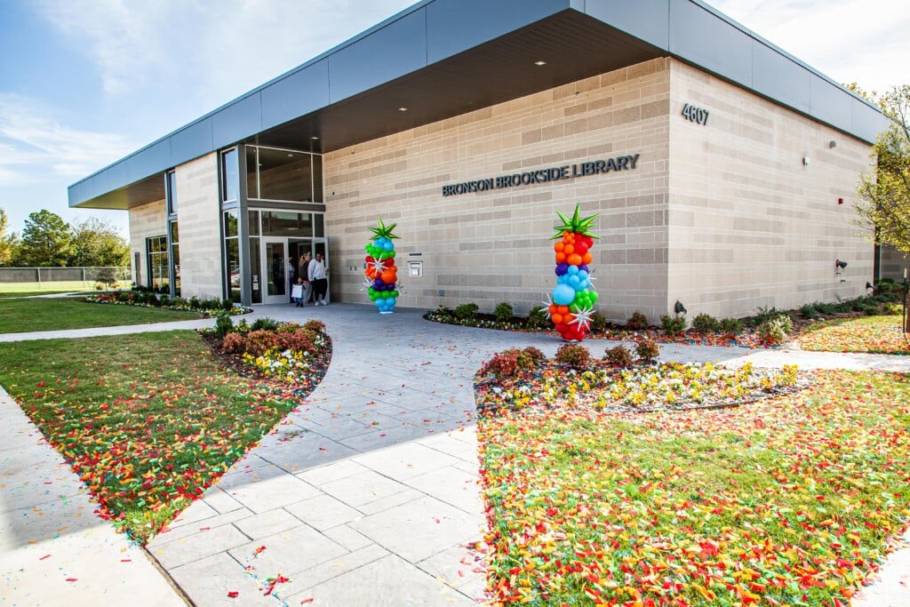 Bronson Brookside Library - outside