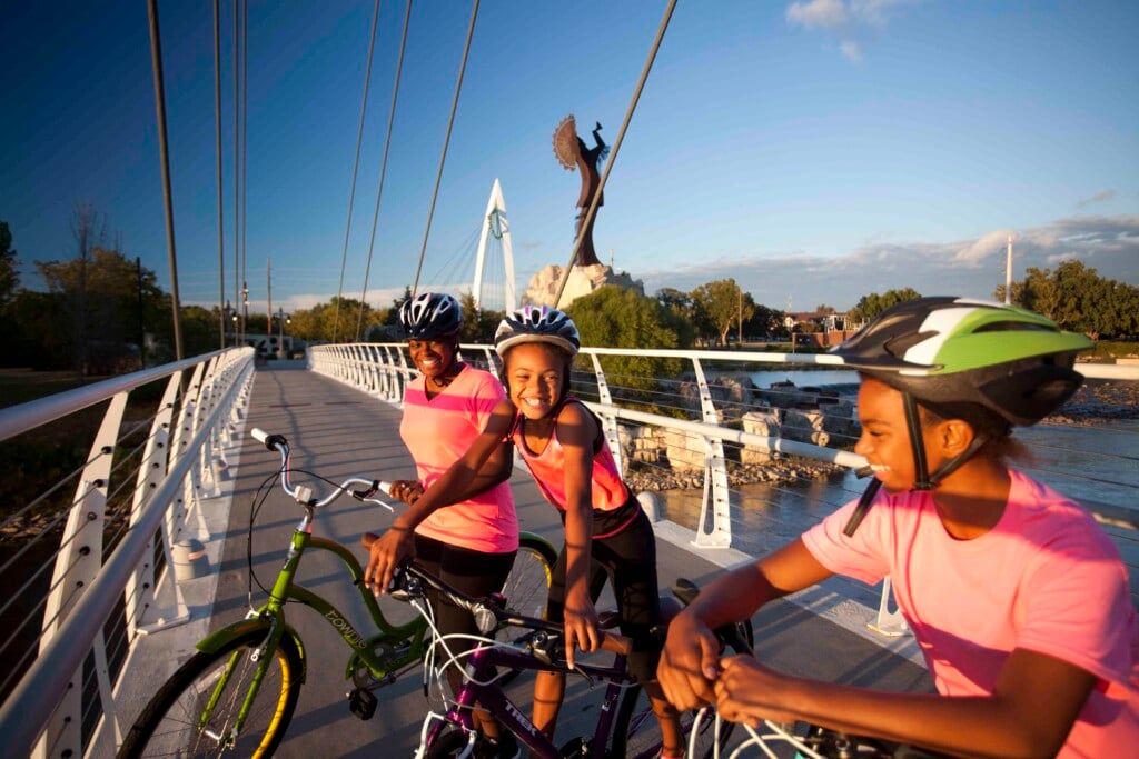 Attractions Keeper Of The Plains Family On Bikes Pc Visit Wichita