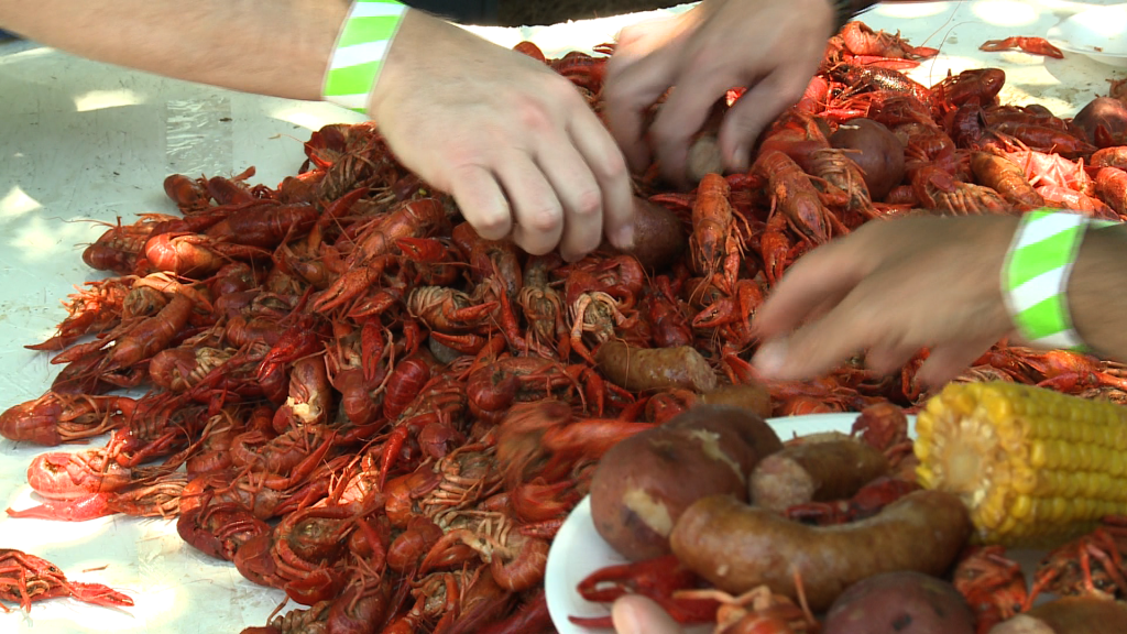 Crawfish Boil Raises Money For Pike Road School WAKA 8