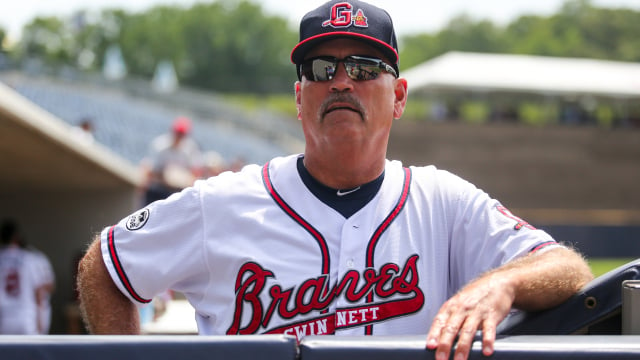 Snitker, 3 coaches interview for Braves managerial job - WAKA 8