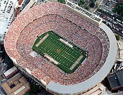 Neyland Stadium renovation plan update approved