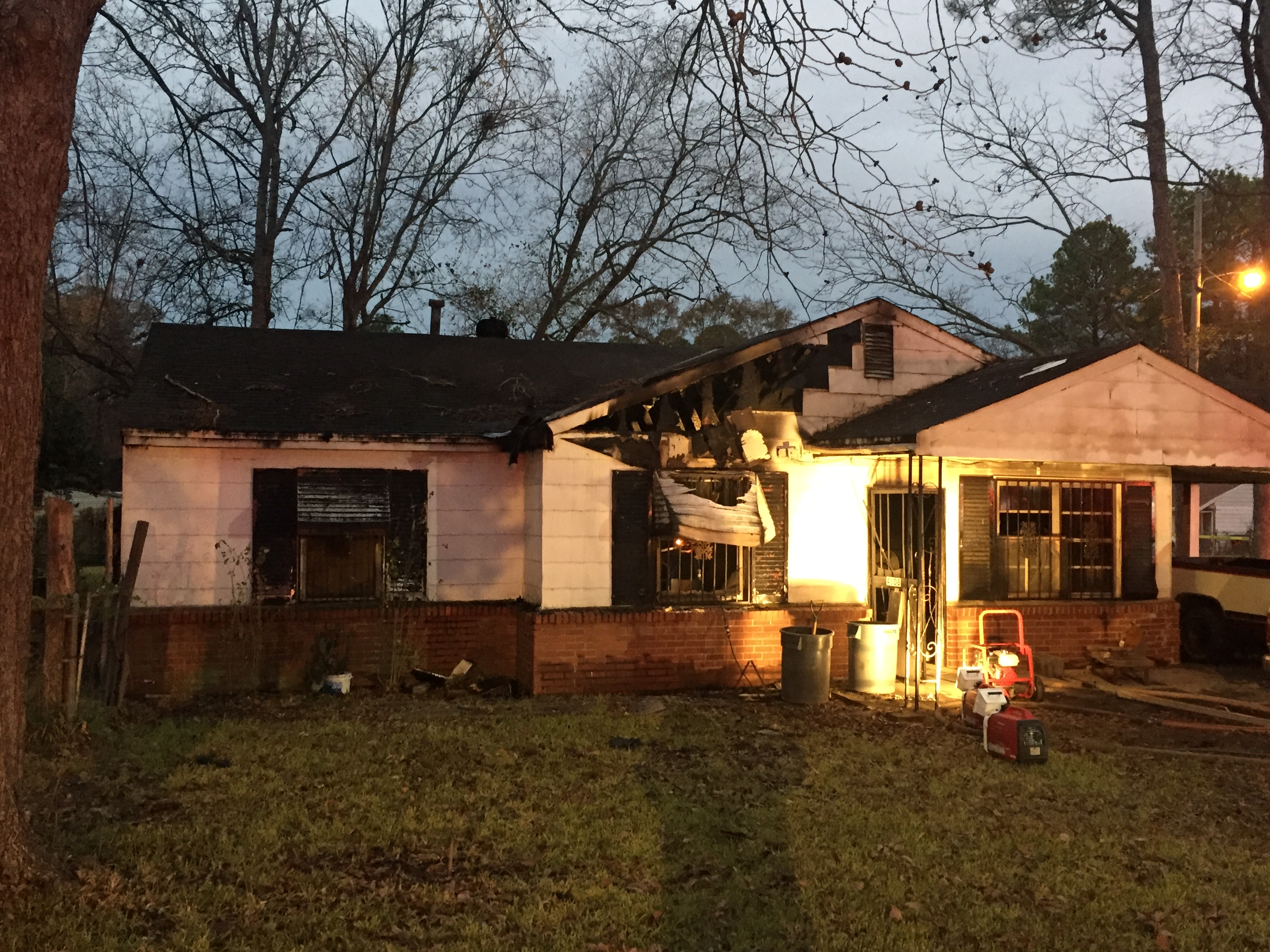 Elderly Montgomery Man Dead After Early Morning House Fire - WAKA 8