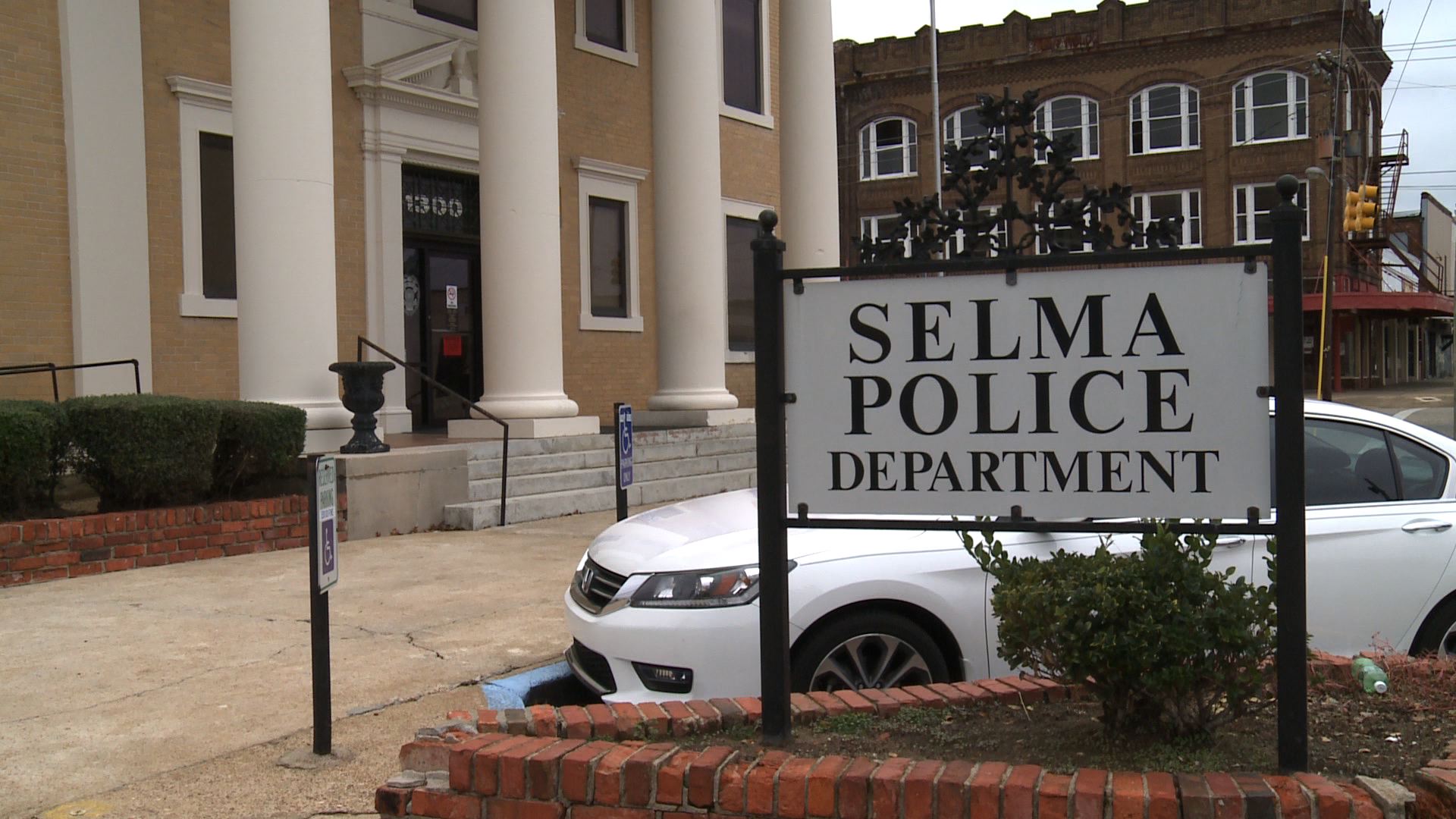 Officer Involved Shooting Under Investigation in Selma - WAKA 8