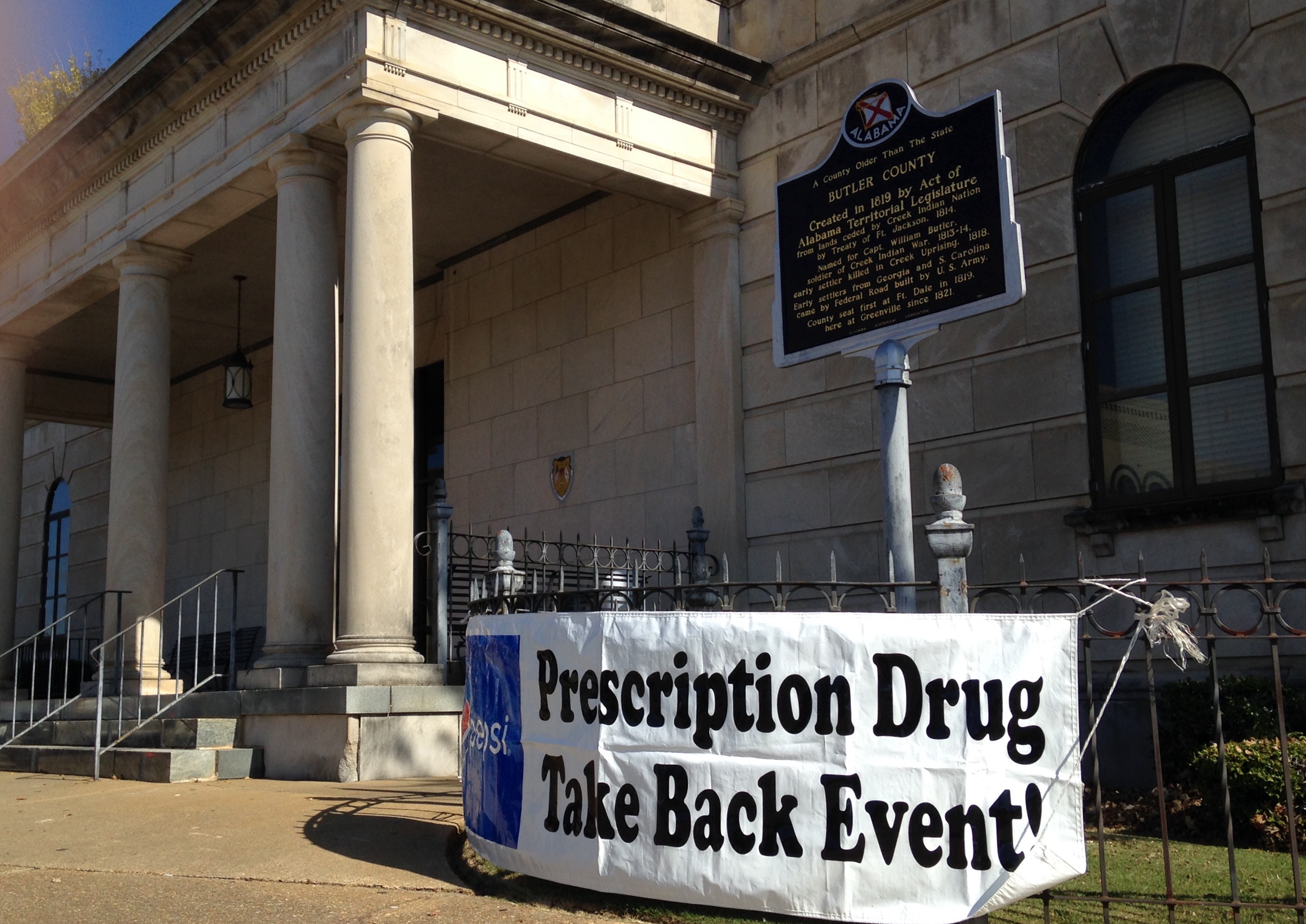 Butler County Sheriff's Office Holds Prescription Drug Take Back - WAKA 8