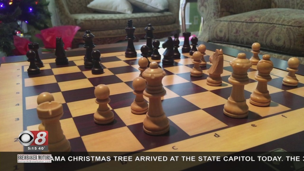 Wtt Chess Set And Mirror 120120