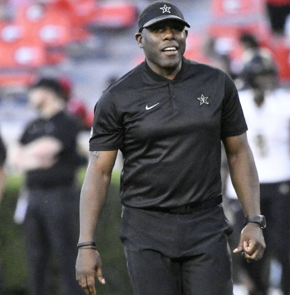 Derek Mason