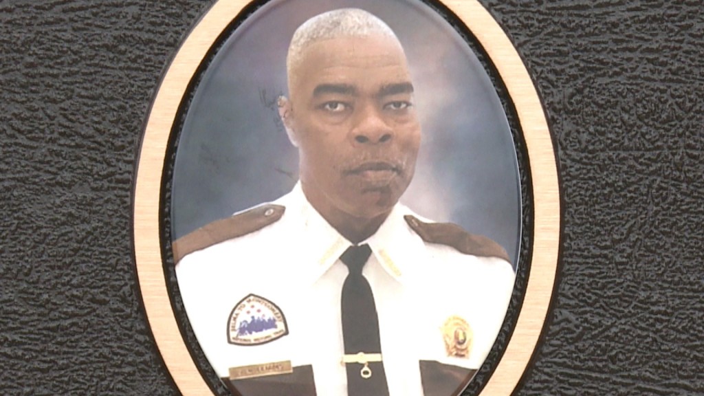 Wal Bigjohnscholarship Fox Pkg