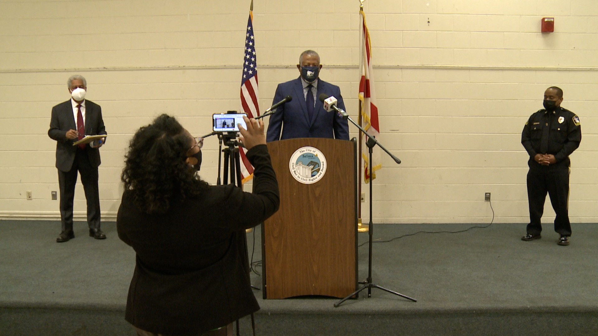 Video of Forceful Arrest of Selma Woman Goes Viral - WAKA 8