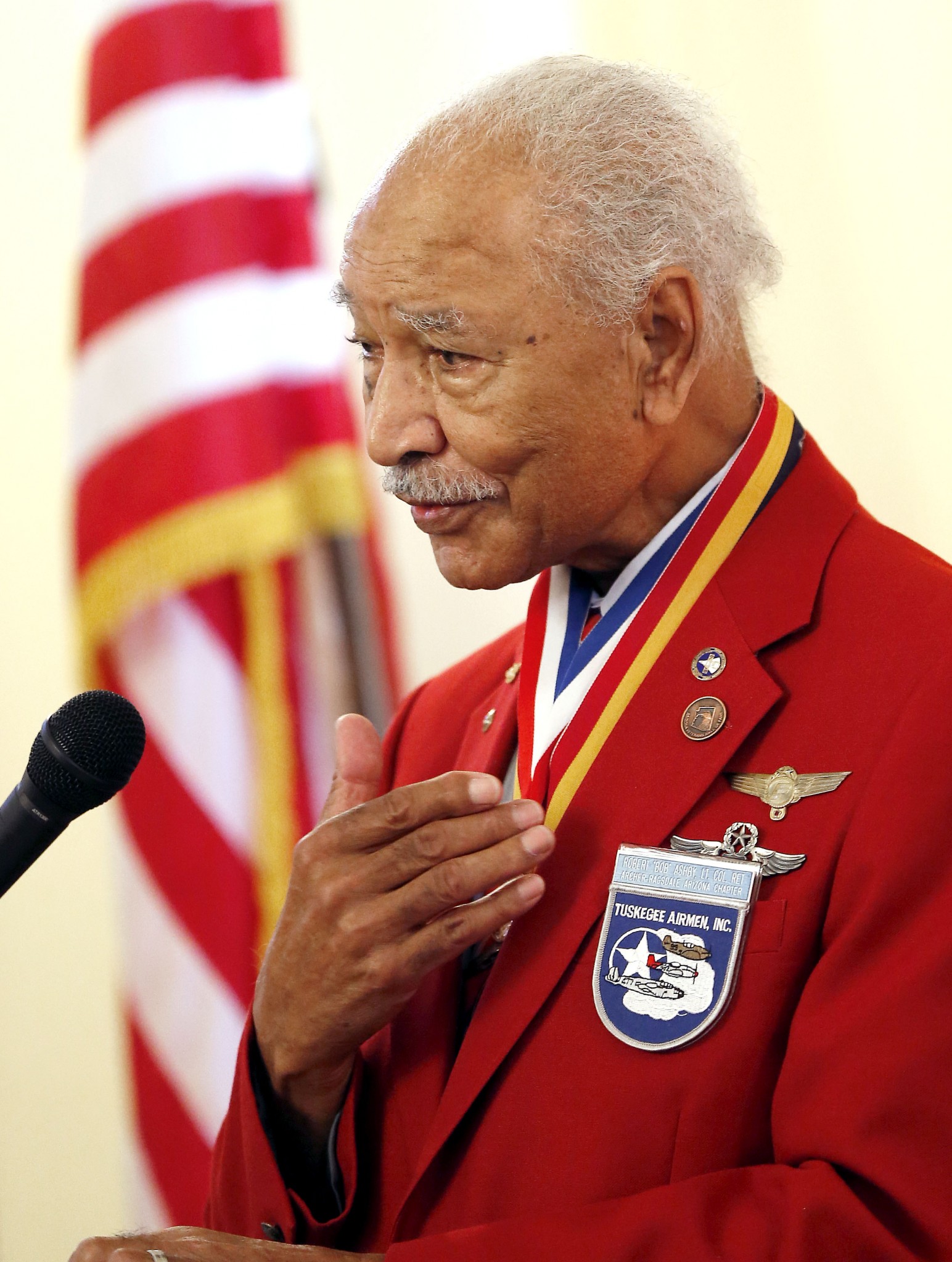 1 of 3 surviving Tuskegee Airmen in Arizona dies at 95 - WAKA 8