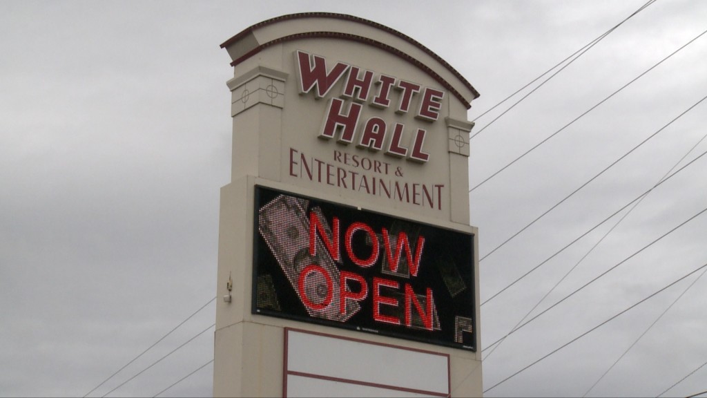 Wal Whitehallreax Fox Pkg2