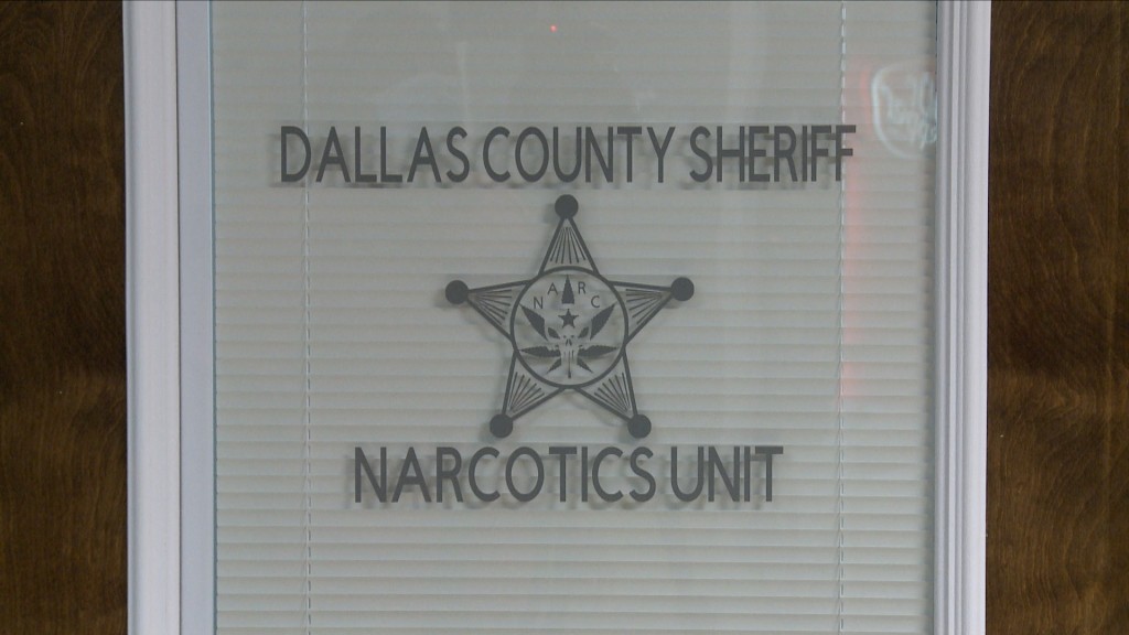 Wal Dcdrugs0414 Mini3